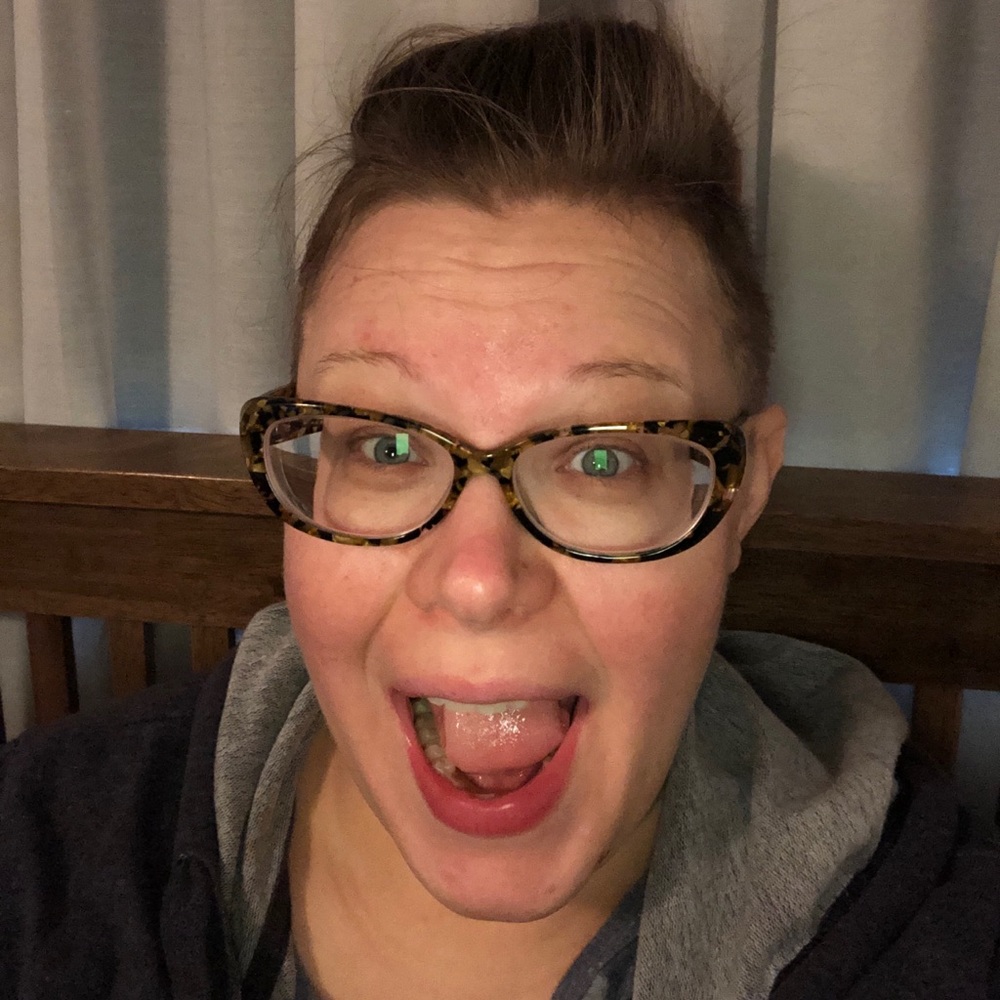 Meet your Posher, Abby